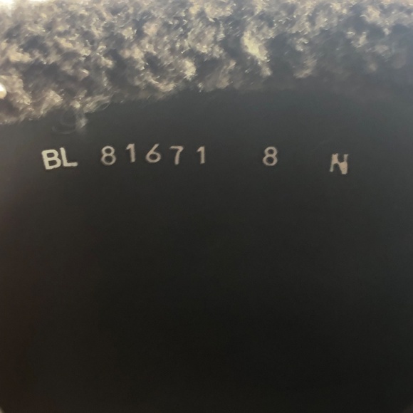 Stuart Weitzman Goretex Sz.8N or 7B - Picture 9 of 11